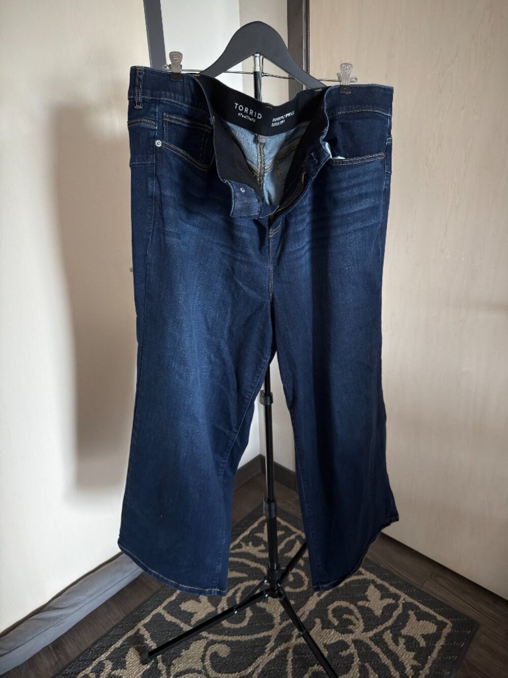 Torrid Bombshell Wide Leg Super Soft Jeans